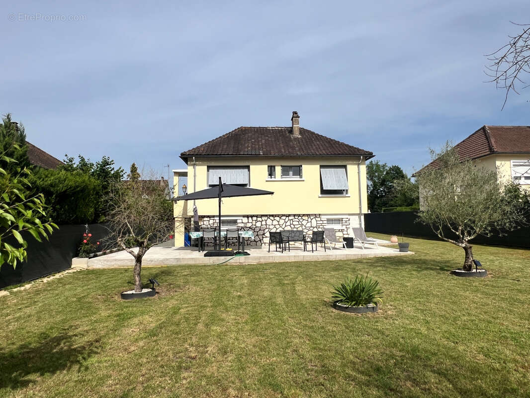Maison à ANET