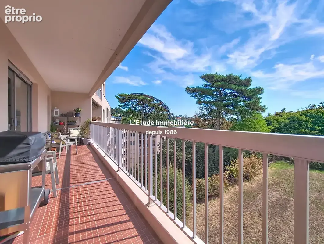 Appartement à CALUIRE-ET-CUIRE