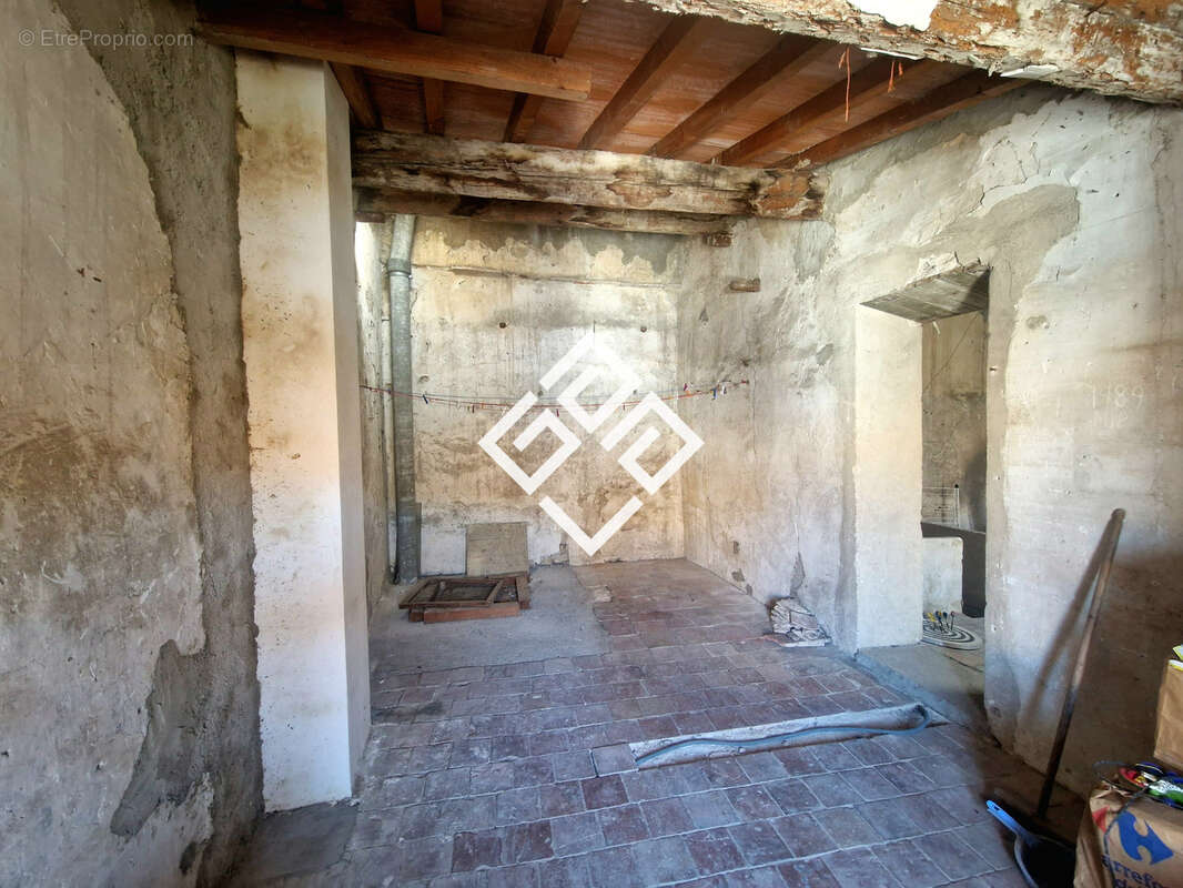 Maison à SALLES-D'AUDE