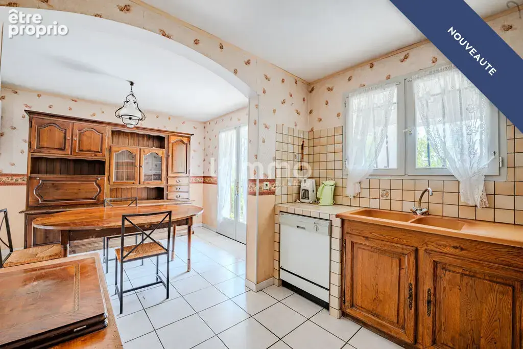 Maison familiale avec jardin et garage - photo 4