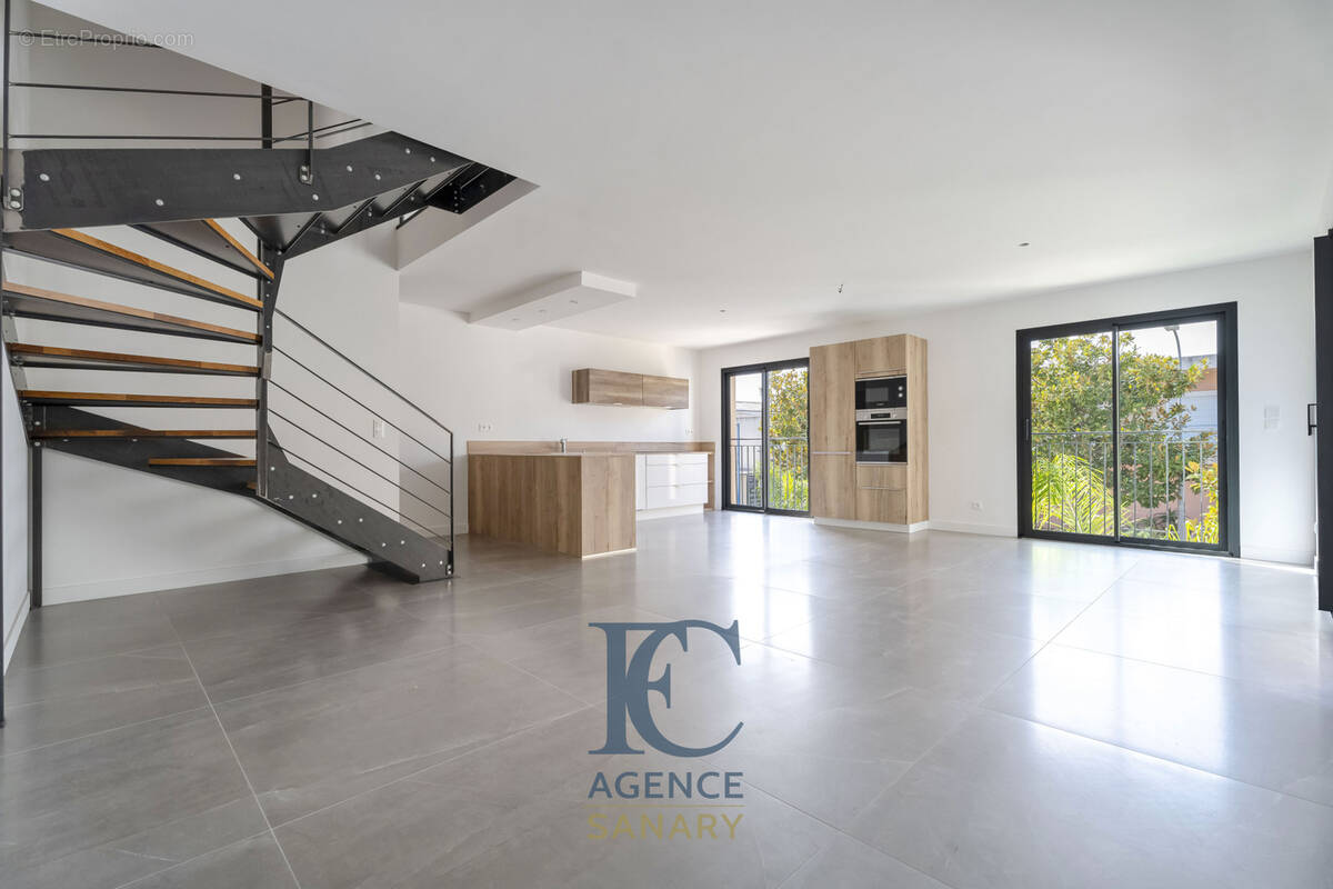 Appartement à SANARY-SUR-MER