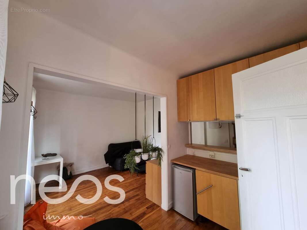 Appartement à PARIS-20E