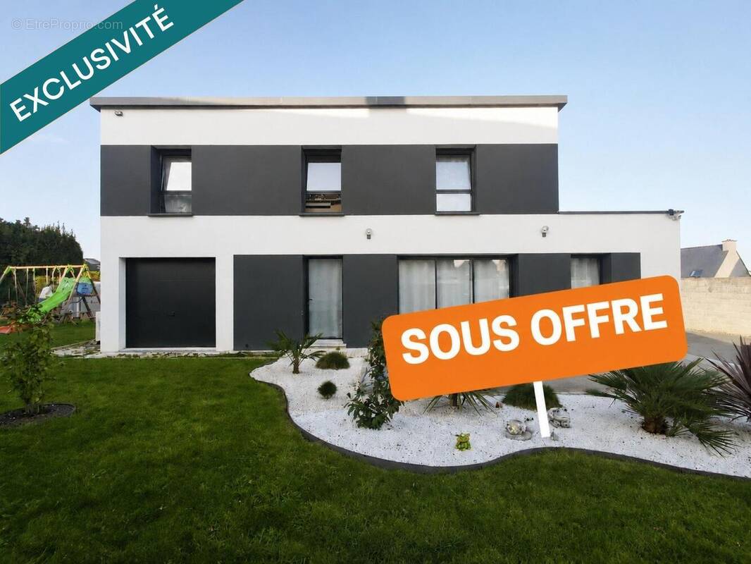 Photo 1 - Maison à SAINT-MARTIN-DES-CHAMPS