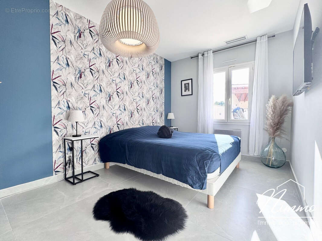 Nimes vacquerolles villa contemporaine de plain pied 140 m2 avec piscine pool house jardin de 593 m2 garages - photo 9