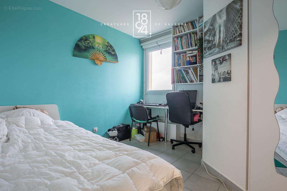 Appartement à MARSEILLE-14E