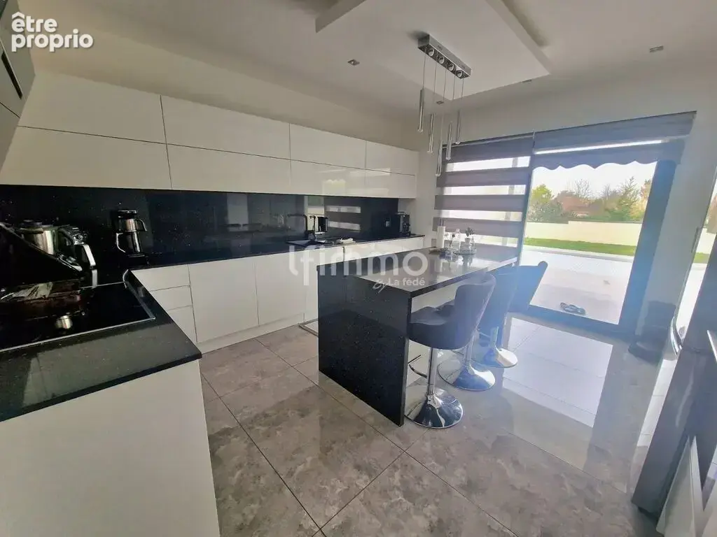 Villa contemporaine 4pièces de 145 m² – 33750 Croignon - photo 4
