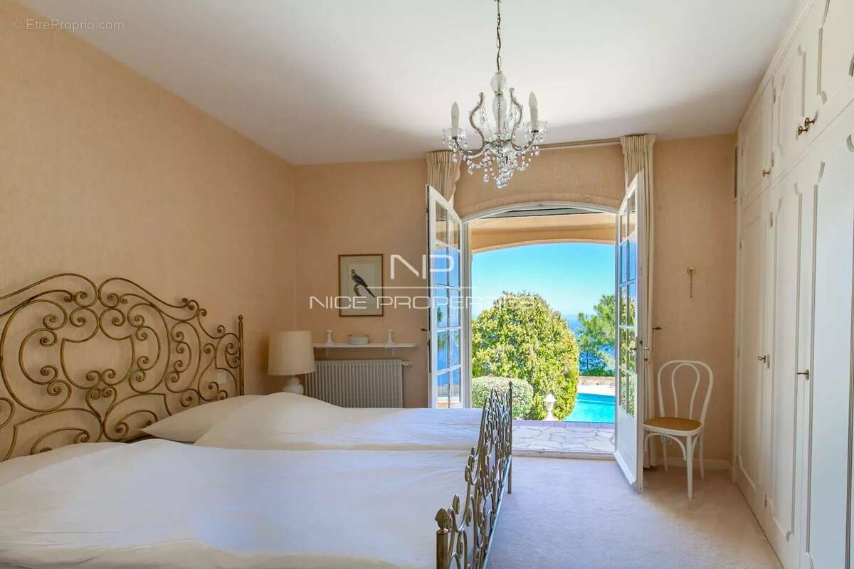 Maison à SAINT-RAPHAEL