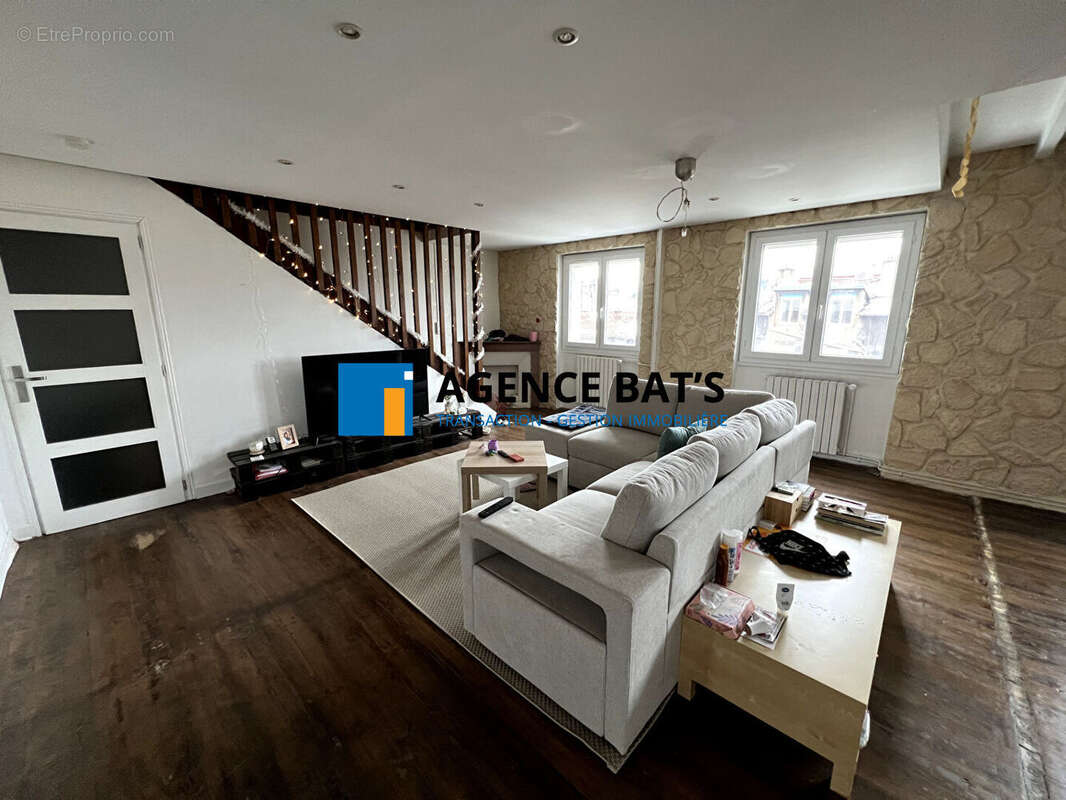 Appartement 120 m² à Saint-Etienne  - photo 2