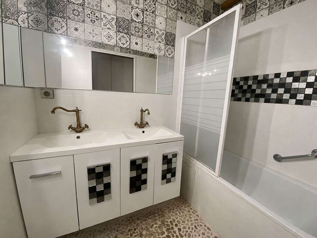 Appartement Riorges  - Parc Beaulieu - photo 4