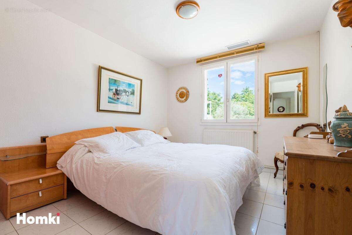 Maison/Villa T6 de 140 m2 à La Salvetat-Saint-Gilles 31880 - photo 13
