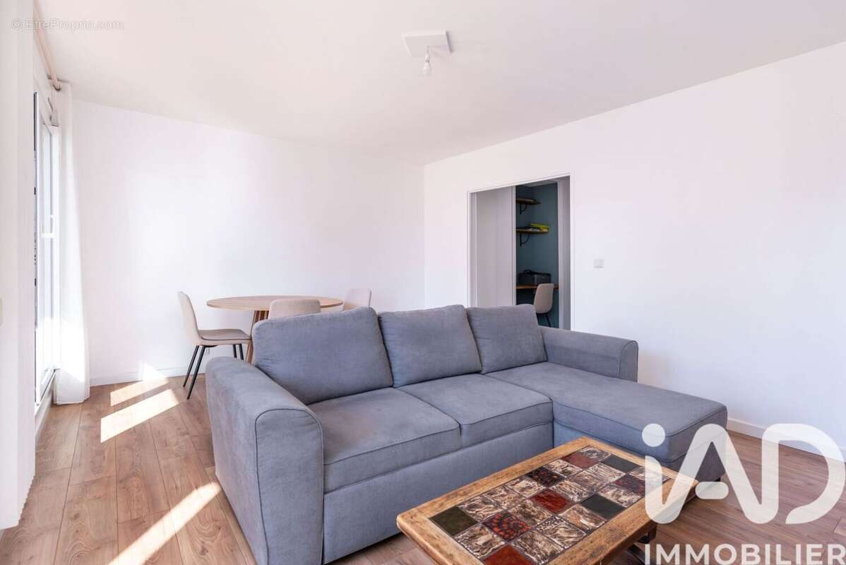 Photo 4 - Appartement à VILLEURBANNE