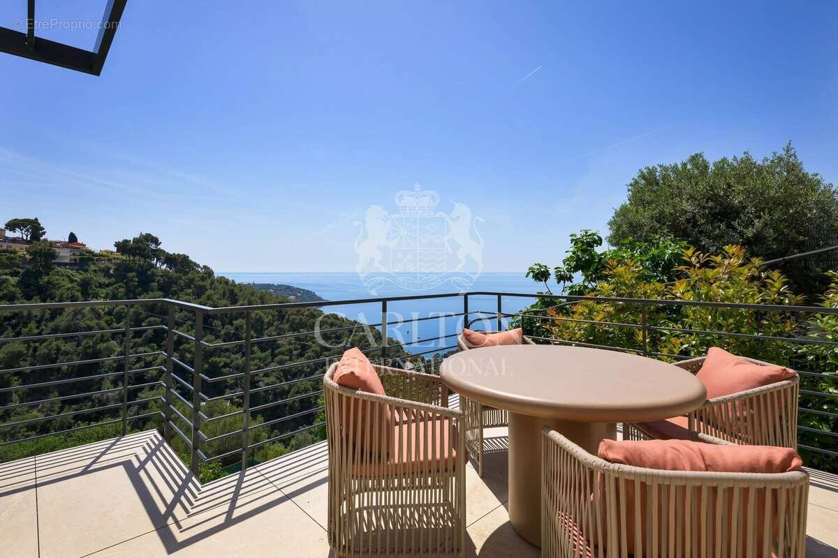 Maison à ROQUEBRUNE-CAP-MARTIN
