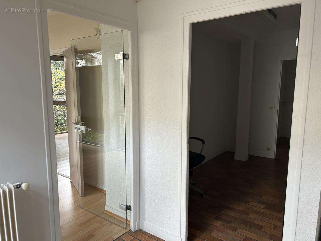 Commerce à SAINT-GERMAIN-EN-LAYE