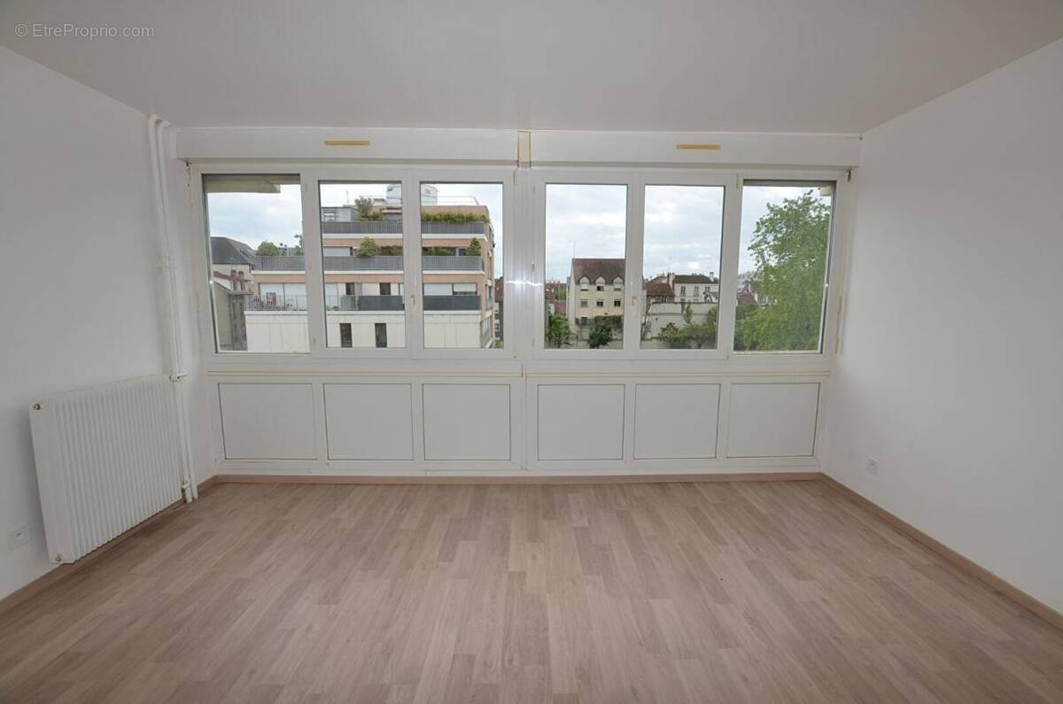 Appartement à JUVISY-SUR-ORGE