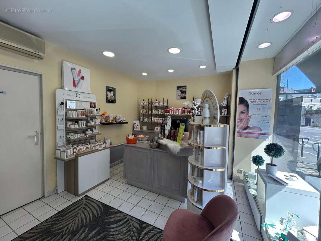 Photo 4 - Commerce à NANTES