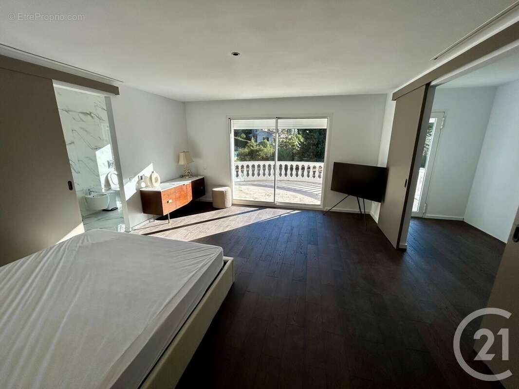 Maison à MOUANS-SARTOUX