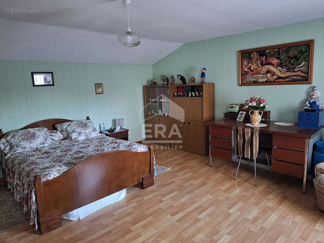 Maison à MONTPON-MENESTEROL