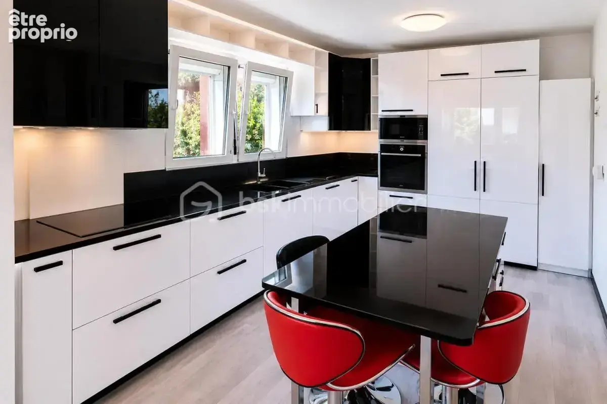 EXCLUSIVITÉ – La Marquise : propriété familiale avec terrain de 680 m²” - photo 8