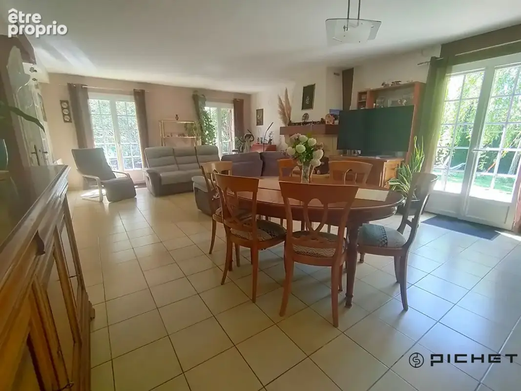 Maison  6 pièce(s) 149 m2 - photo 5