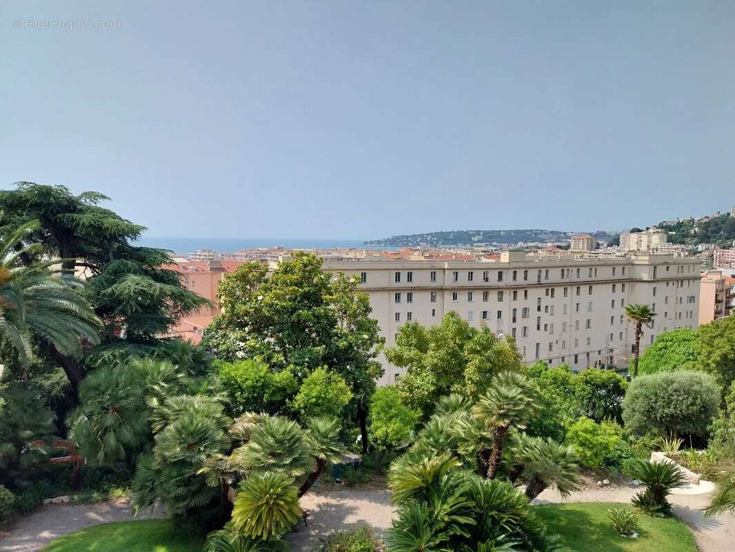 Appartement à MENTON