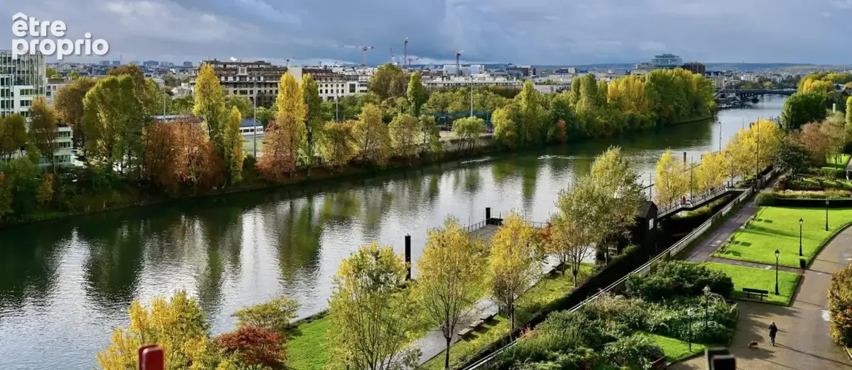 Appartement à COURBEVOIE