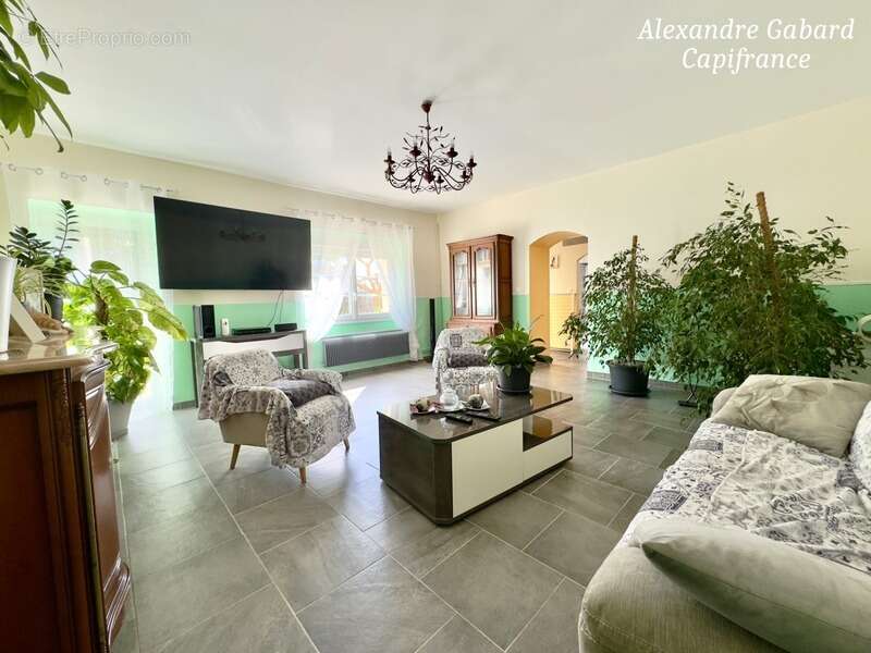 Maison à SAUVETERRE-DE-GUYENNE