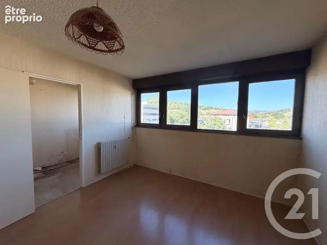 Appartement 2 pièces 31 m² à vendre à Aurillac (15000) - photo 2
