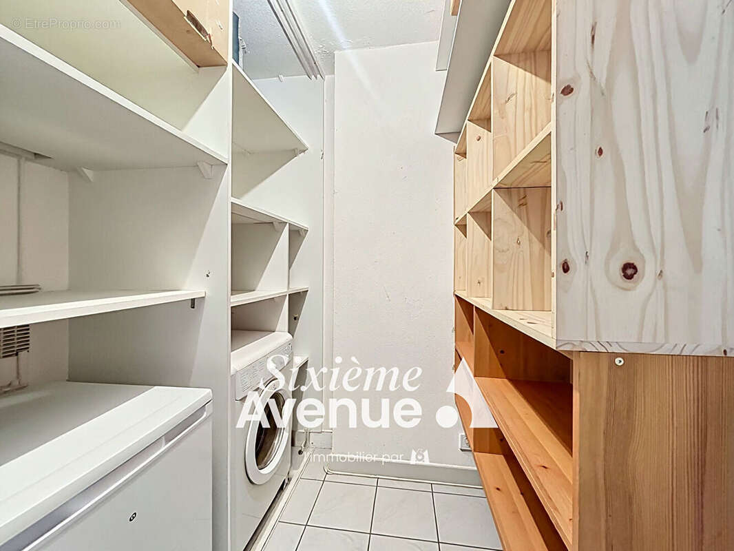 Appartement à DECINES-CHARPIEU