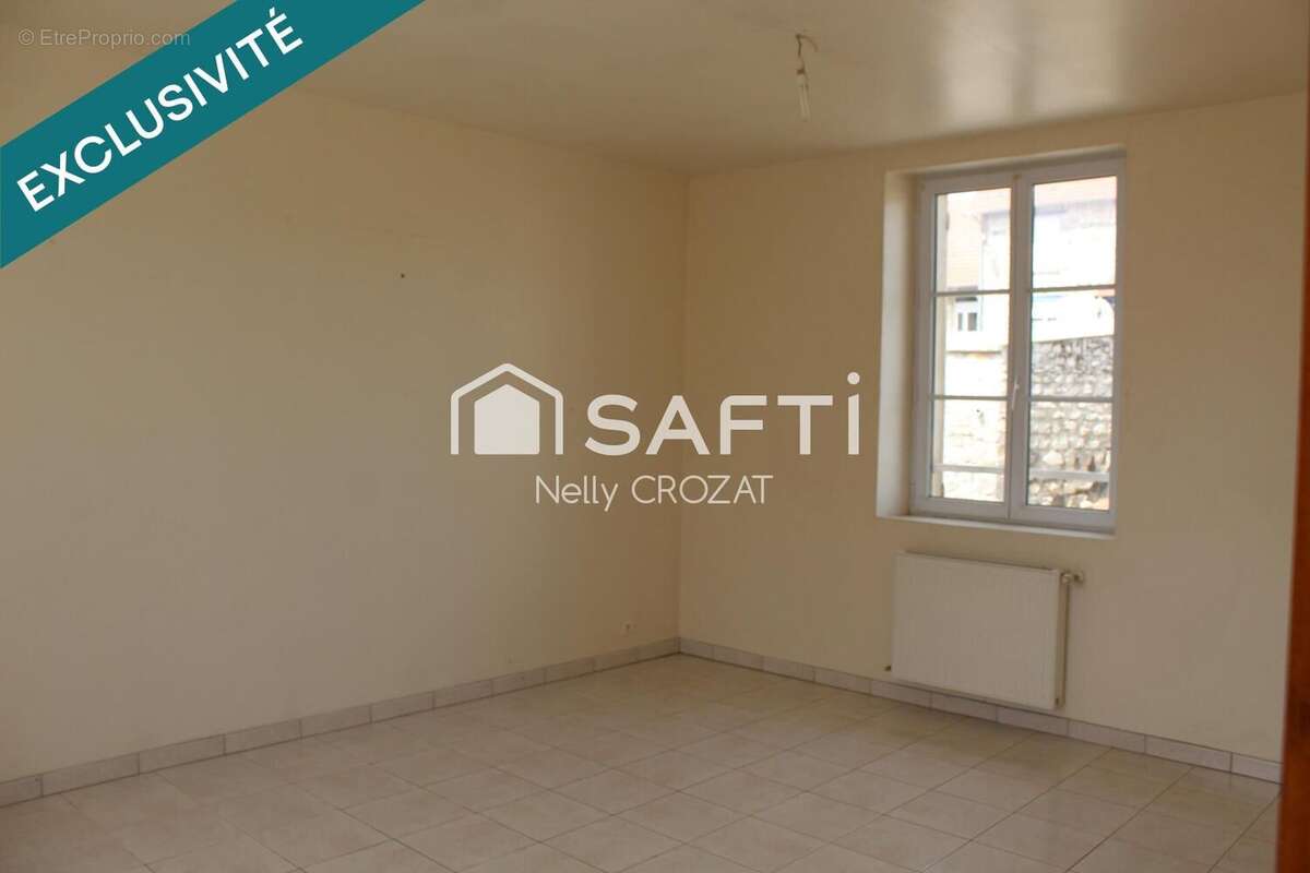 Photo 2 - Maison à NEUILLY-SAINT-FRONT