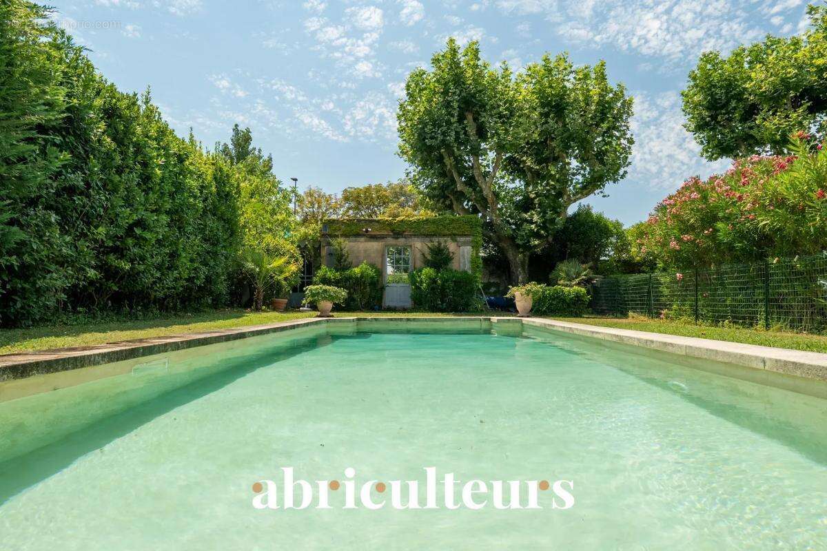 Maison de prestige de 395m² avec piscine en vente sur Bouc-Bel-Air (13320) - photo 16