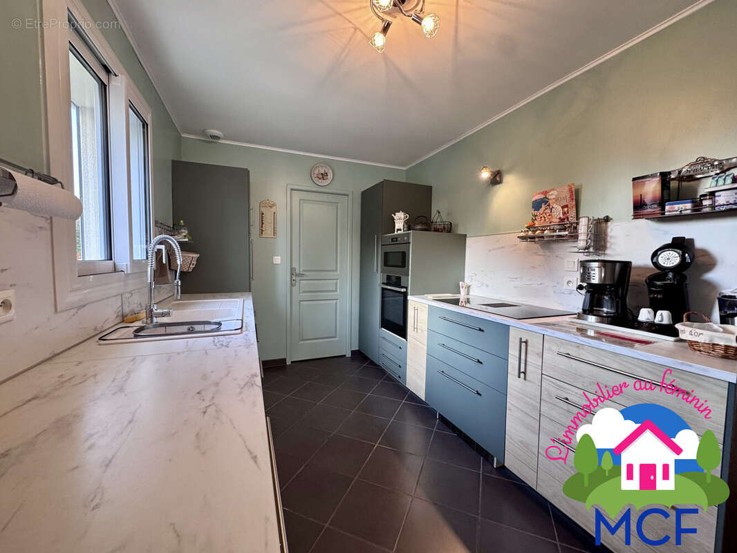Maison 124 m² à Breval  - photo 8