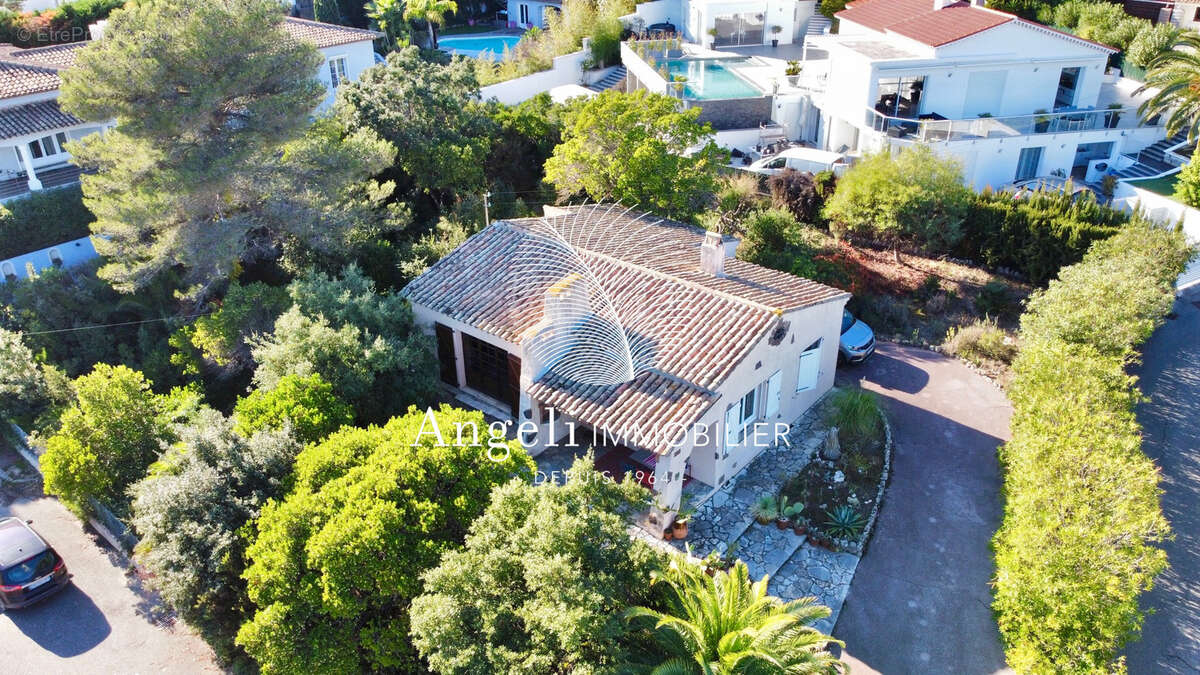 Maison à FREJUS
