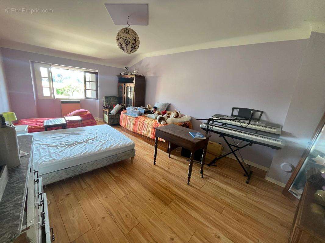 Maison à VIC-EN-BIGORRE