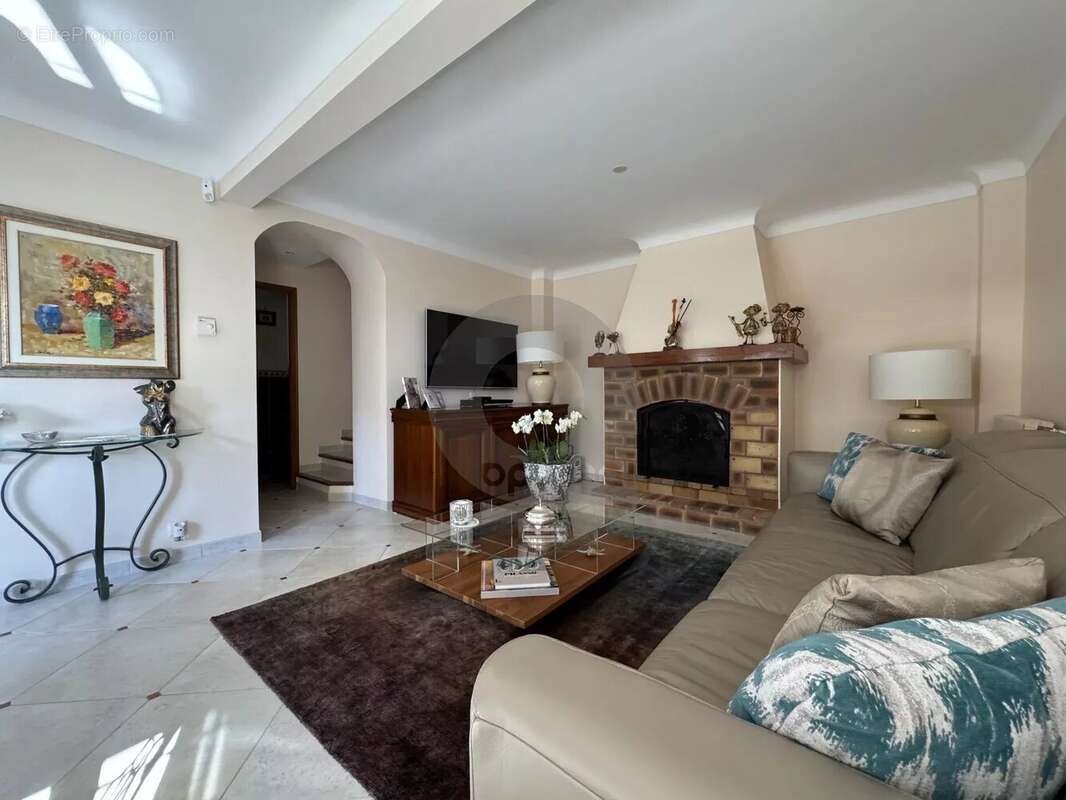 Maison à ROQUEBRUNE-CAP-MARTIN