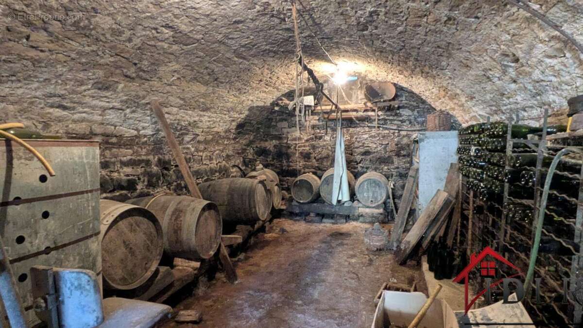 Maison avec dépendances - photo 2