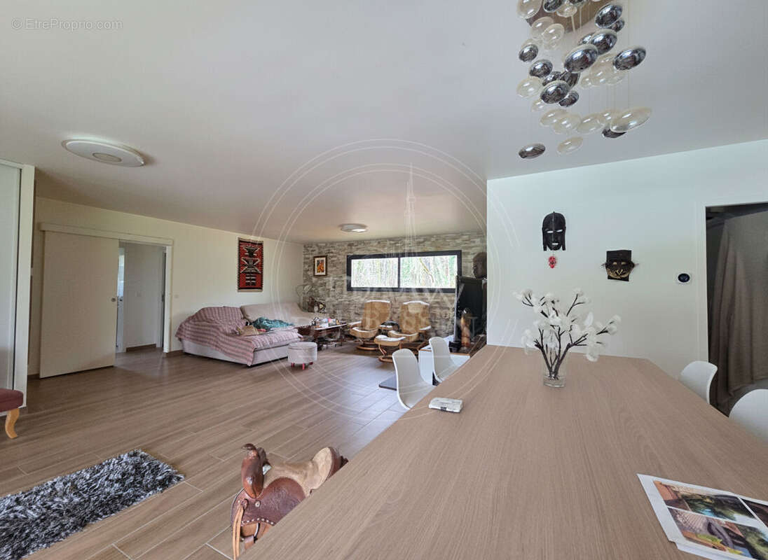 Maison à SALLES 131 m2 sur parcelle agricole de plus de 12000 m² - photo 8