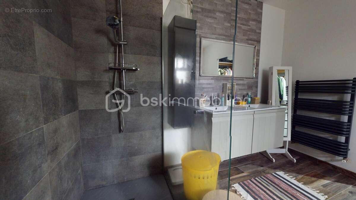 Maison familiale - photo 14
