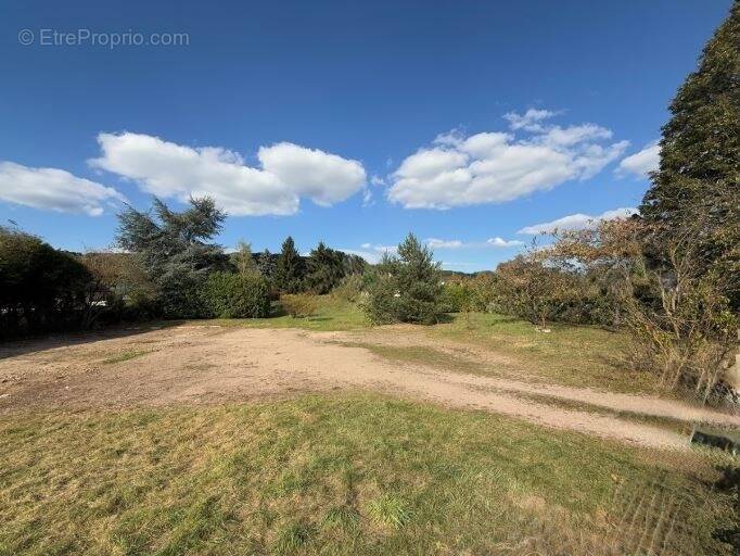 Terrain à IGOVILLE