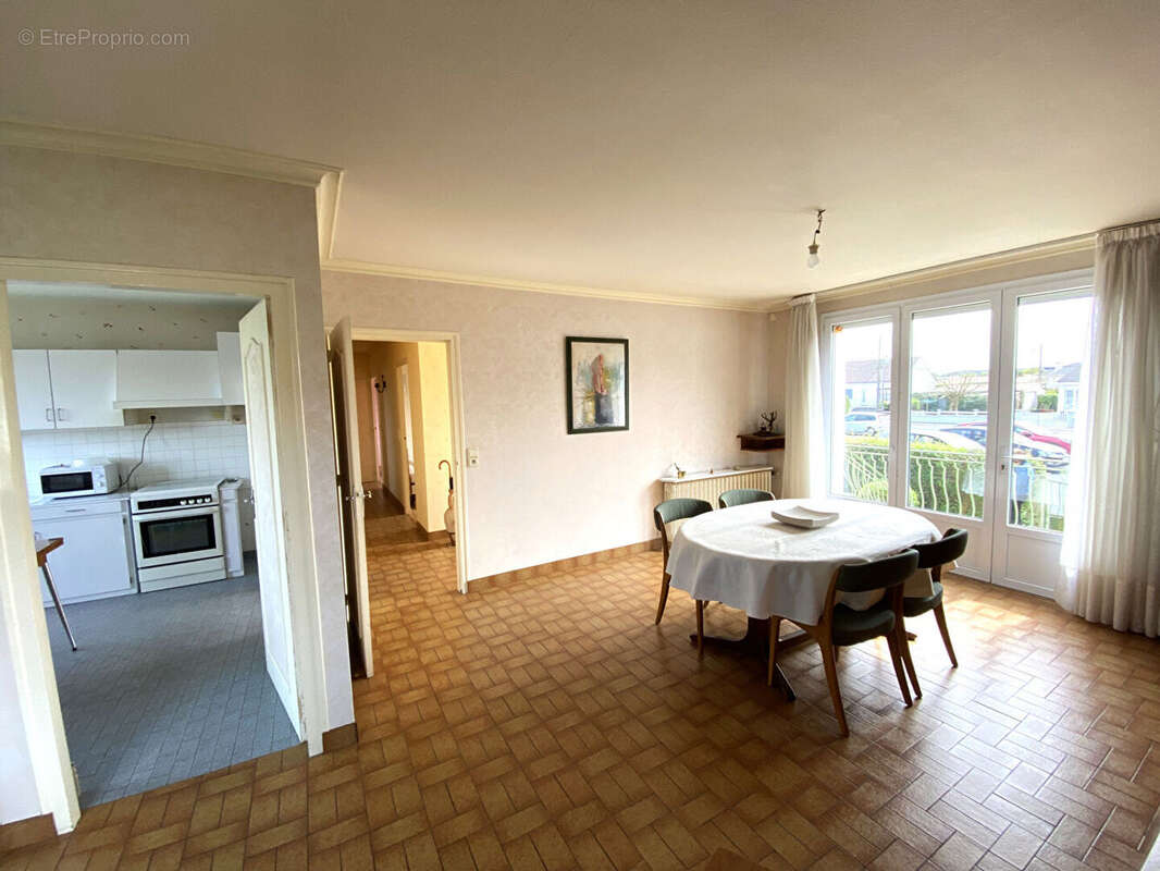 Maison à SAINT-LEGER-SOUS-CHOLET