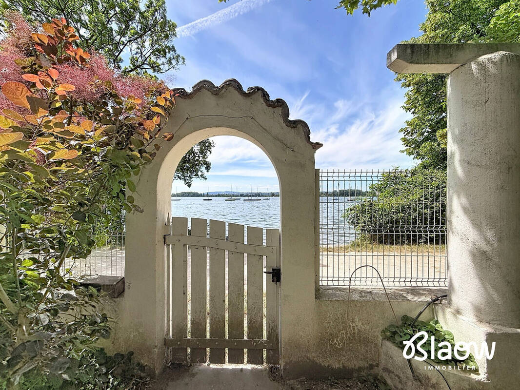 Appartement à MEYZIEU