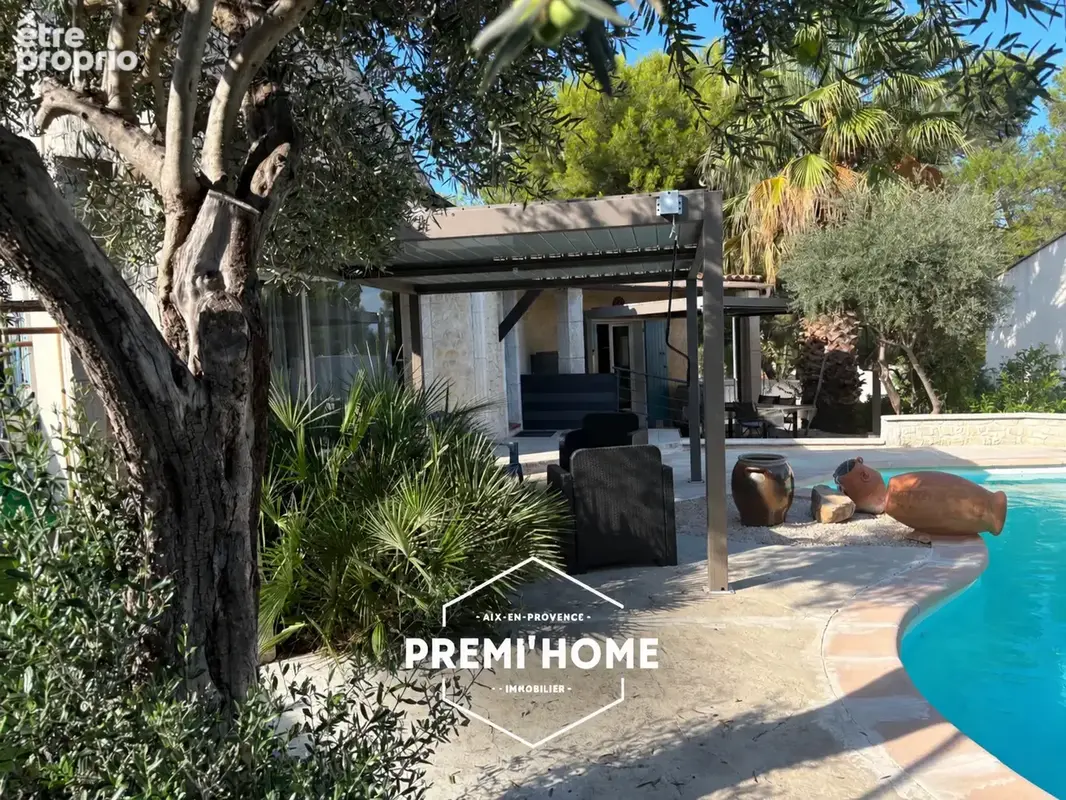 5 pièces 130 m2 maison a vendre istres 5 pièces en r+1 avec piscine et garage - photo 20