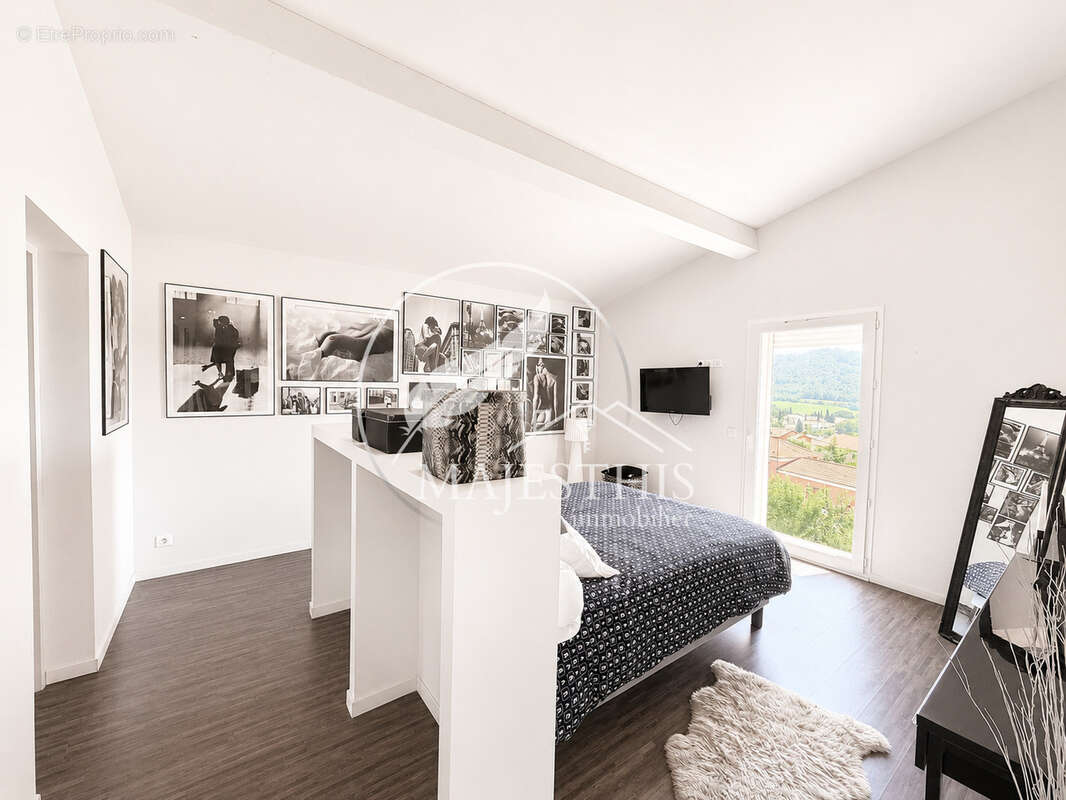 Maison à PIERREFEU-DU-VAR