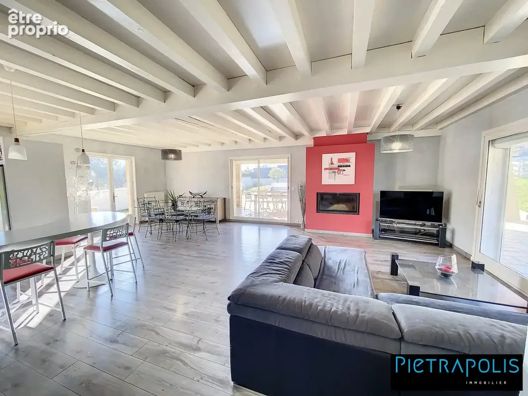 Maison 7 pièces 180 m² à vendre à Jassans-Riottier (01480) - photo 5