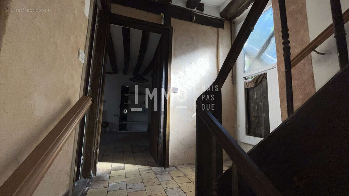 Maison à SAINT-CALAIS