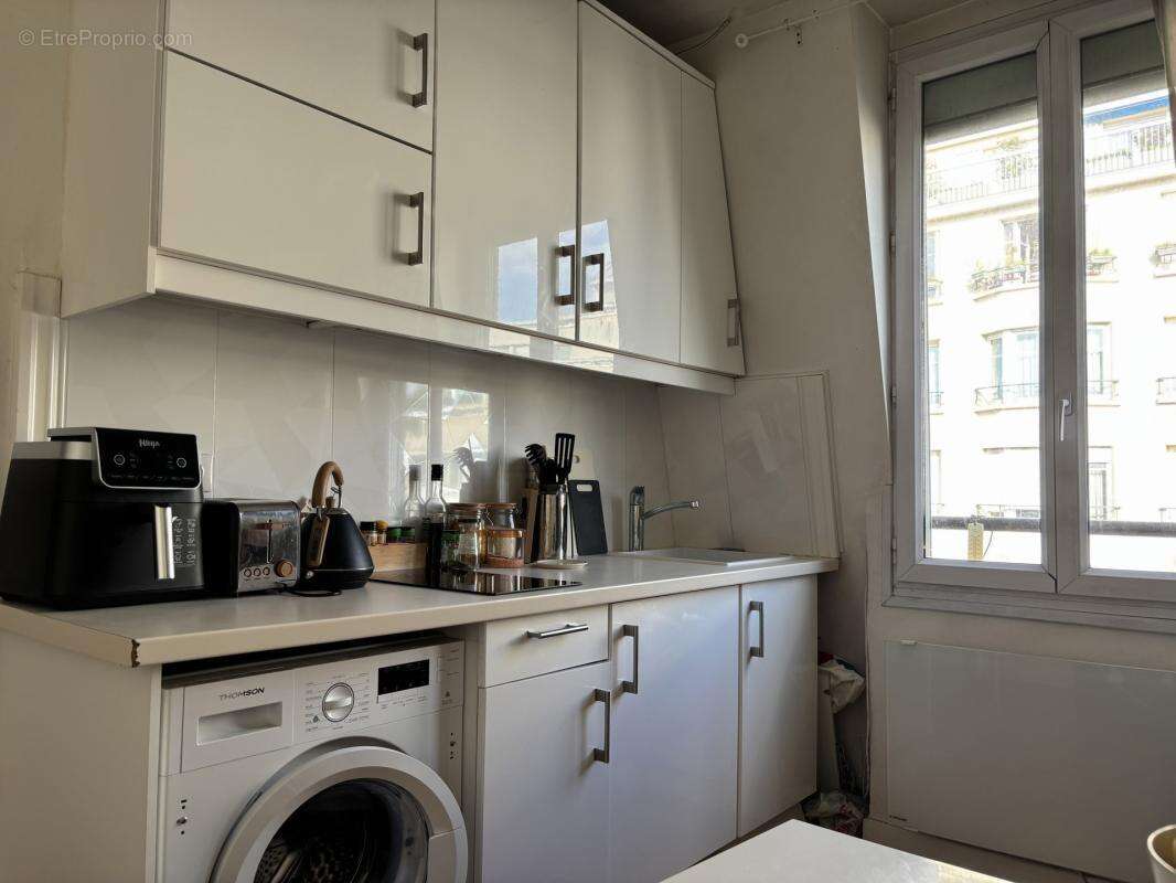 Appartement à PARIS-12E
