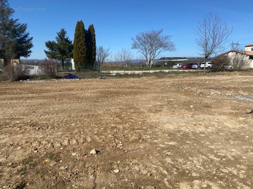 Terrain à LA BRILLANNE