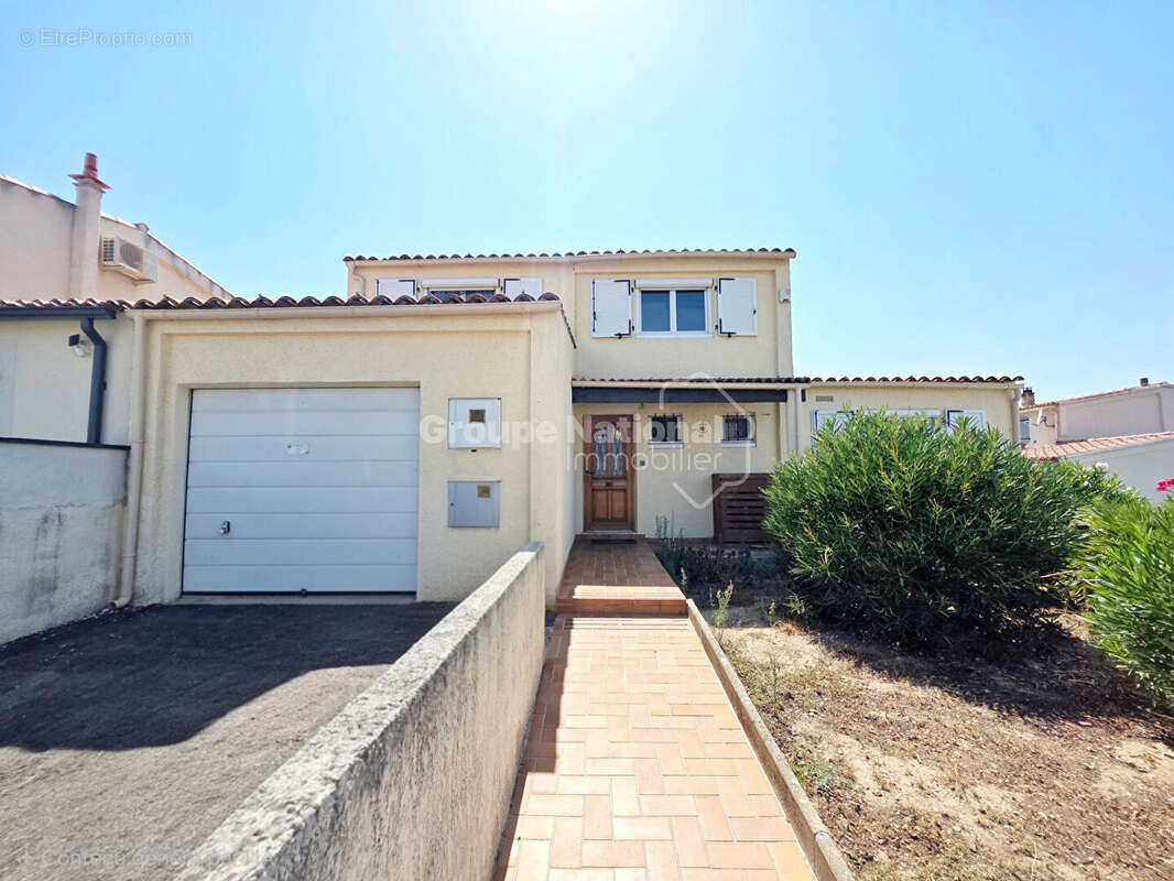 Maison familiale T5 avec jardin et grand garage à Miramas - photo 4