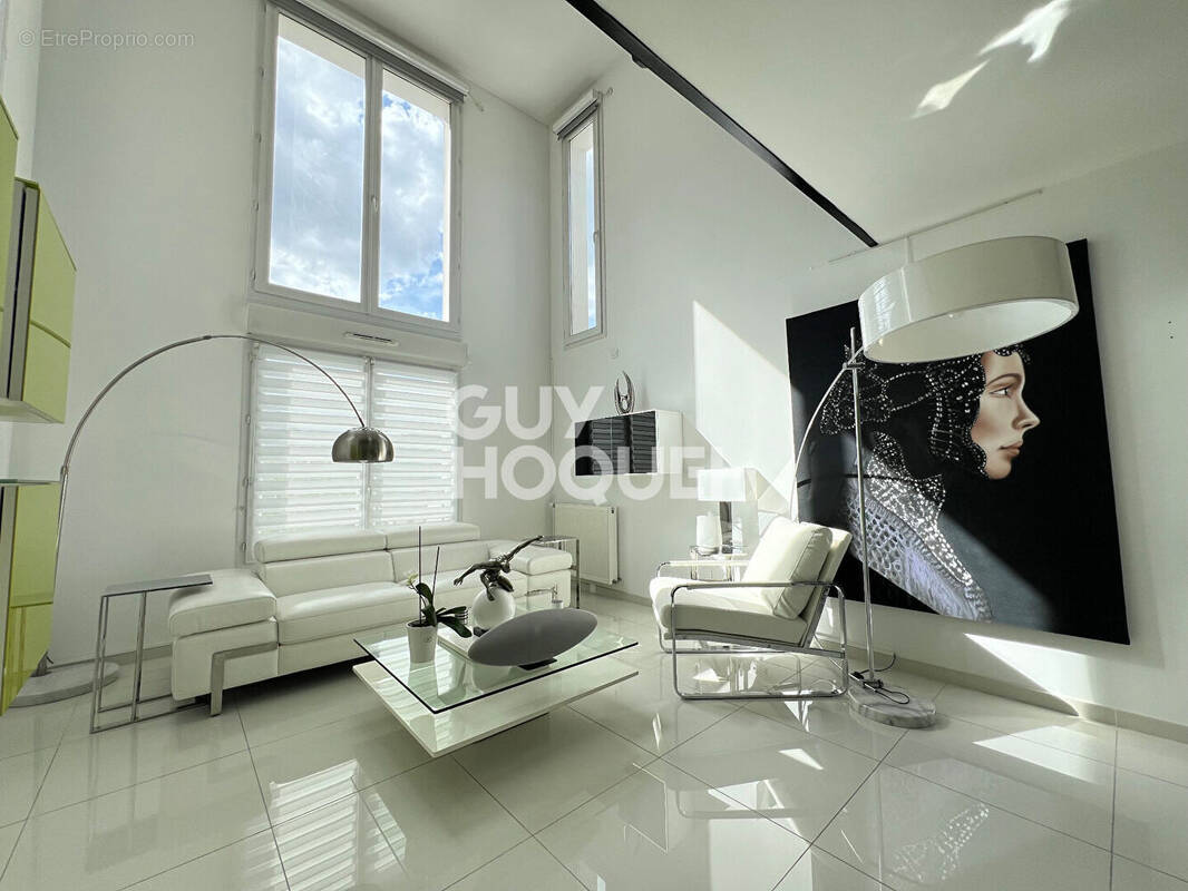 Appartement à STAINS