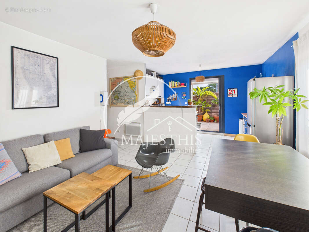 Appartement à HYERES
