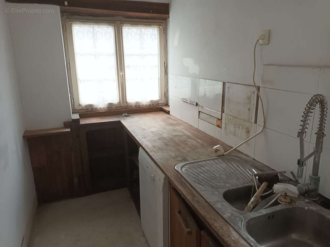 Maison à CHAMPAGNE-LE-SEC